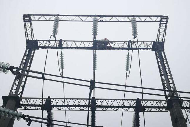 综合型智能超声波驱鸟器 为?；け涞缯厩裉峁┯辛χС? width=